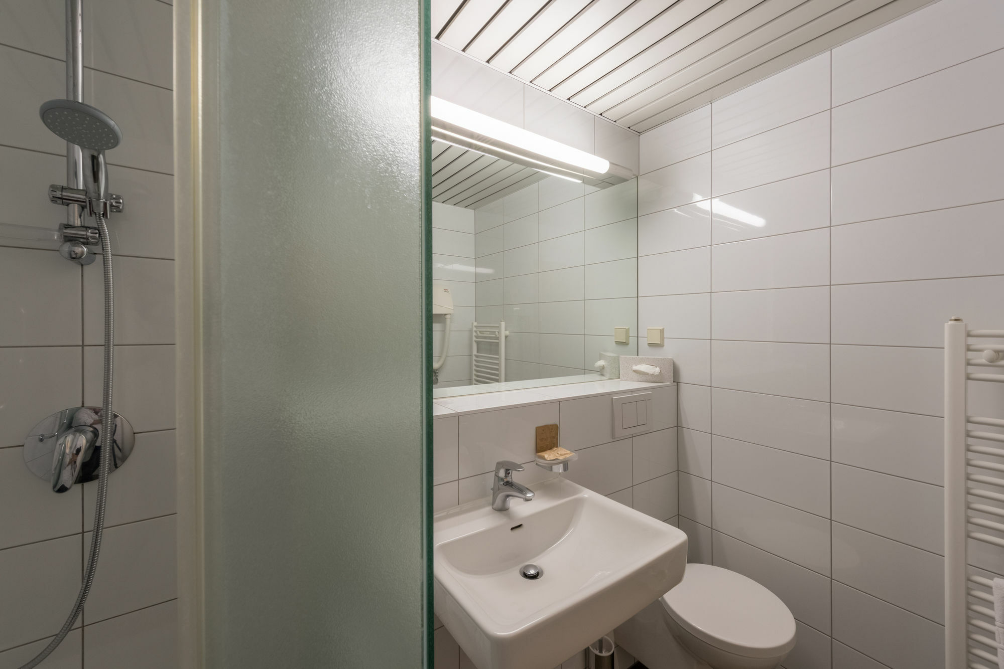 Benediktushaus Im Schottenstift Wina Bagian luar foto