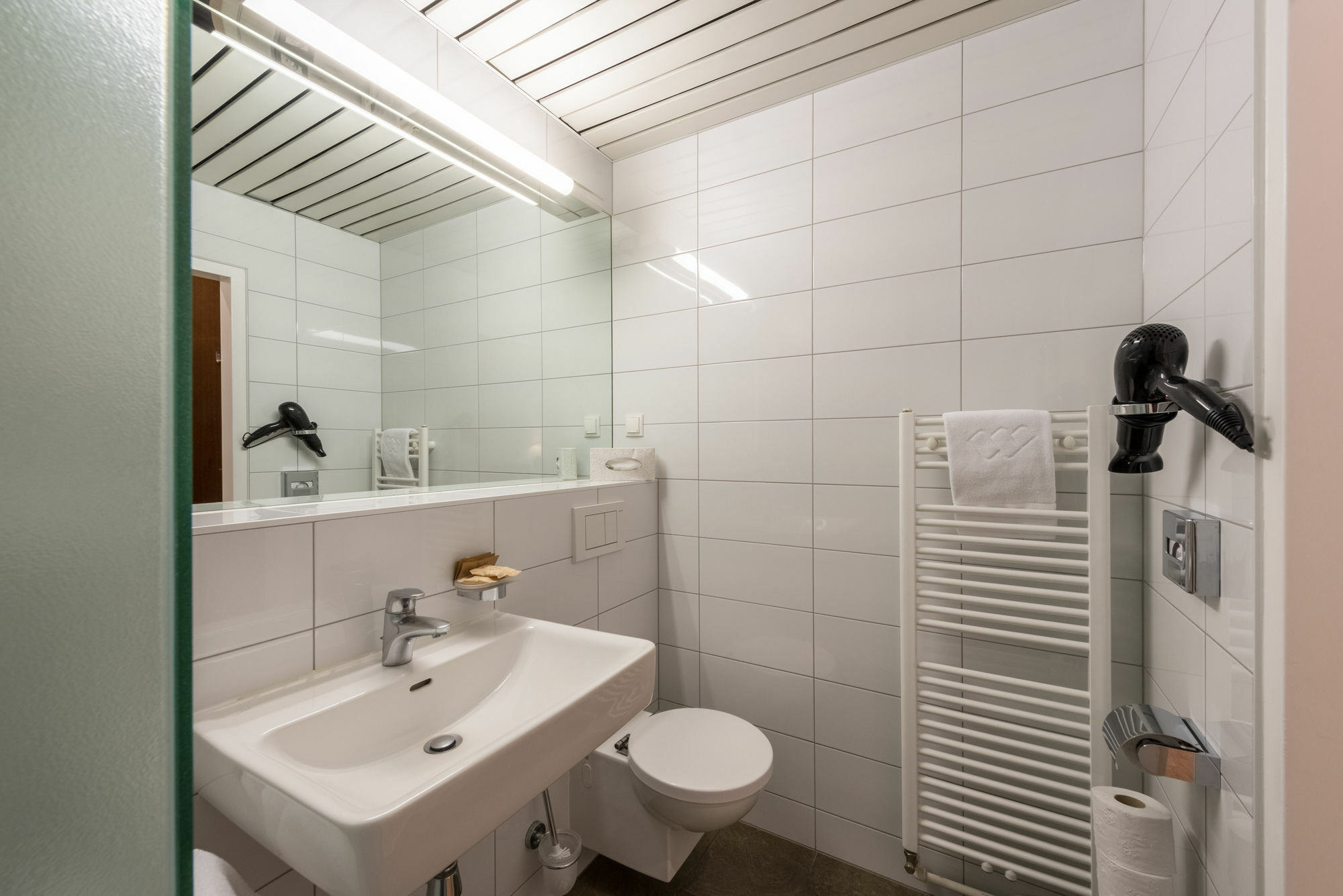 Benediktushaus Im Schottenstift Wina Bagian luar foto